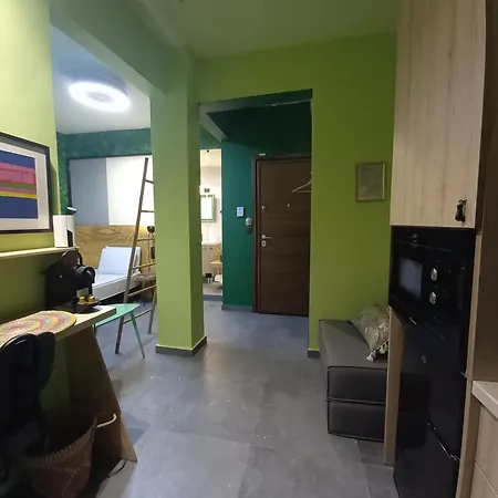 Vibes Апартамент *